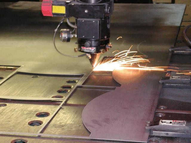 Những lợi ích khi sử dụng công nghệ gia công kim loại CNC